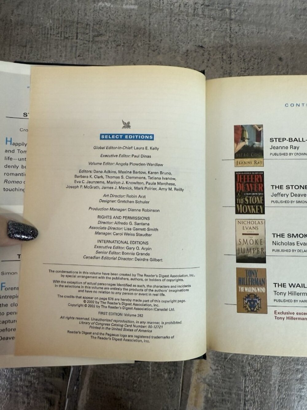 Select Editions 4 Books In One - Picture 3 of 6
